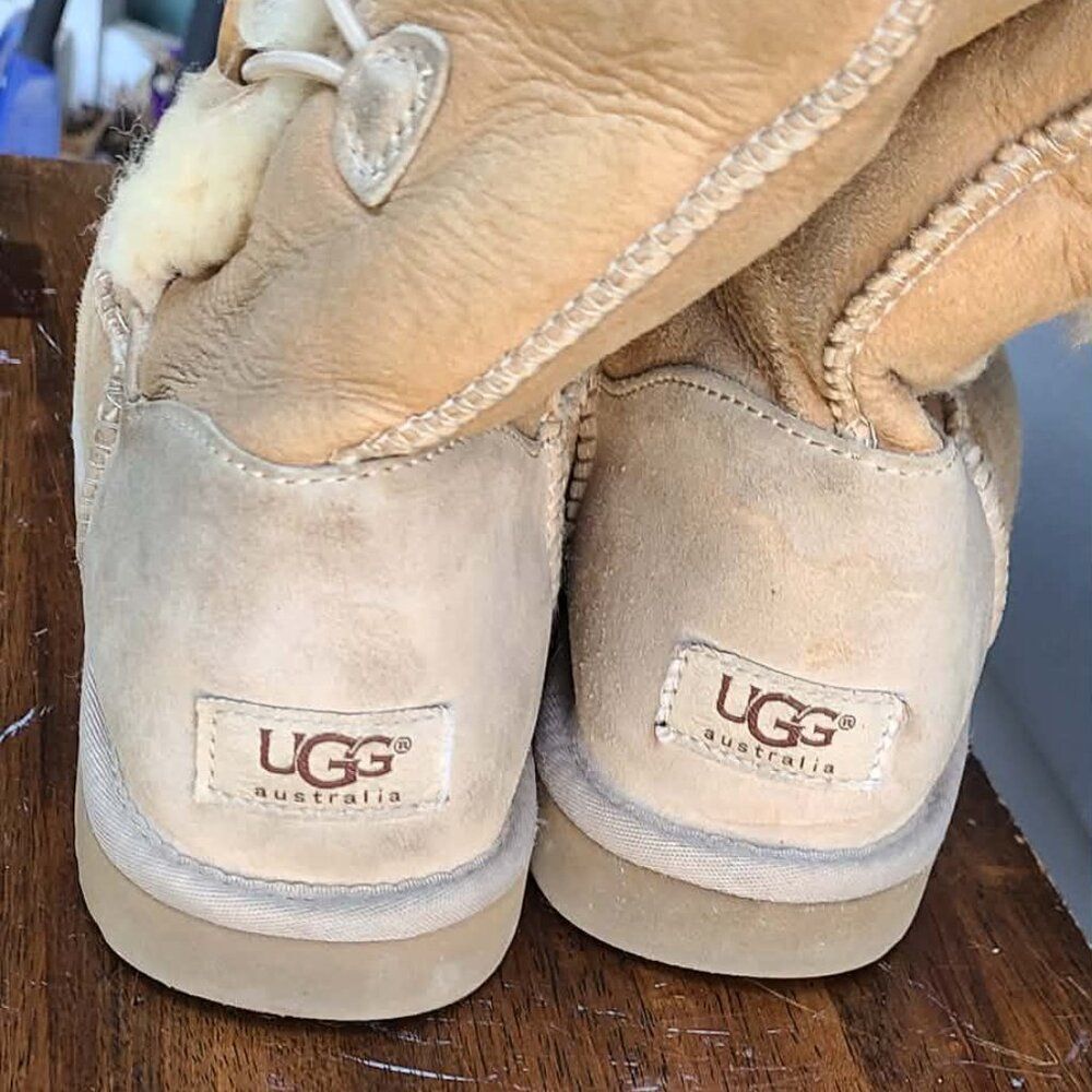 UGG Australia Tan Suede Bailey Button Triplet Boots size 8 - Picture 6 of 14